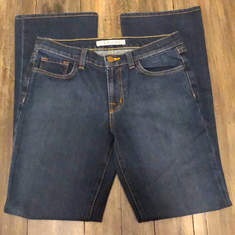😍🌺J BRAND SIZE 7 DARK JEANS🌺😍